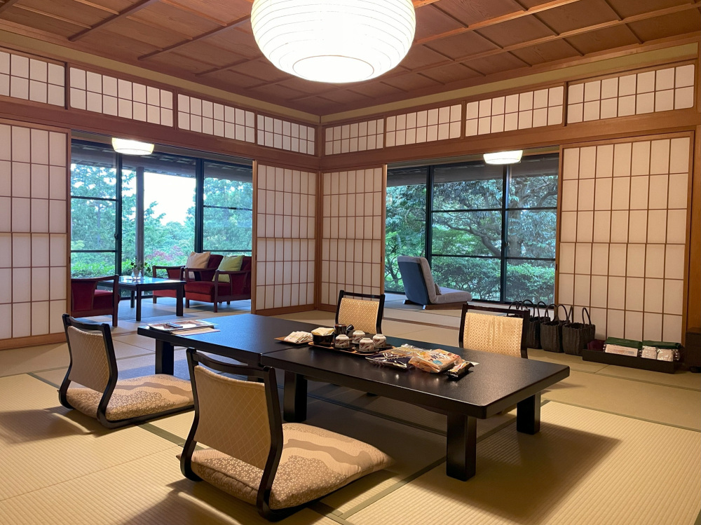 加賀温泉駅から始まる宿泊旅|名湯とご当地グルメを楽しむ加賀観光