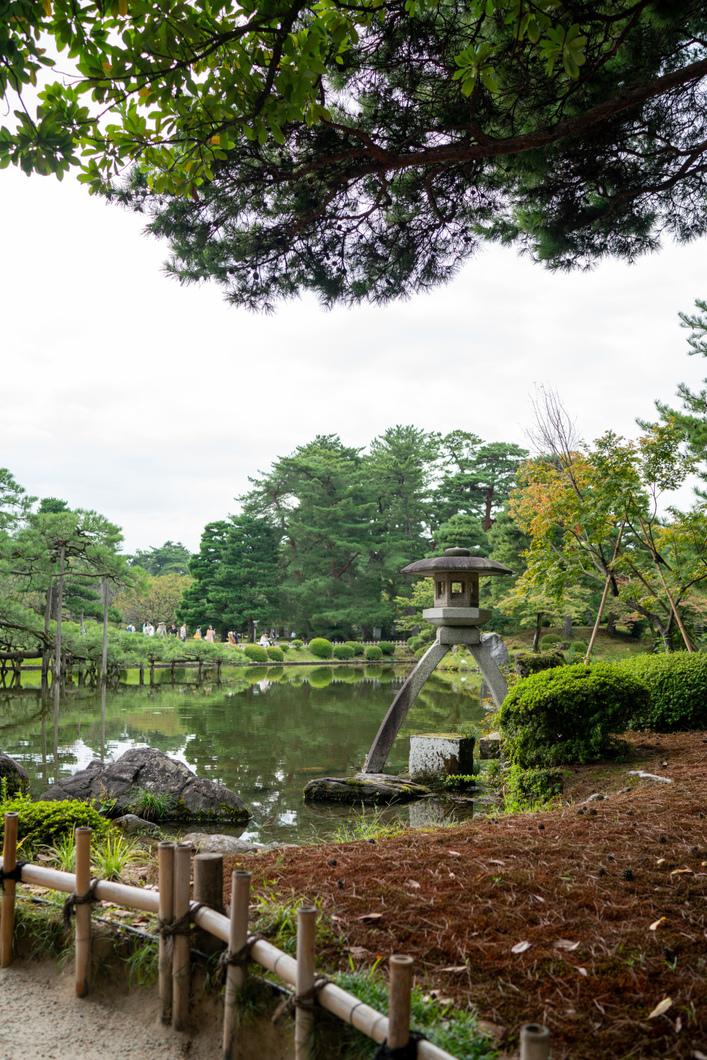 兼六園　徽軫灯籠