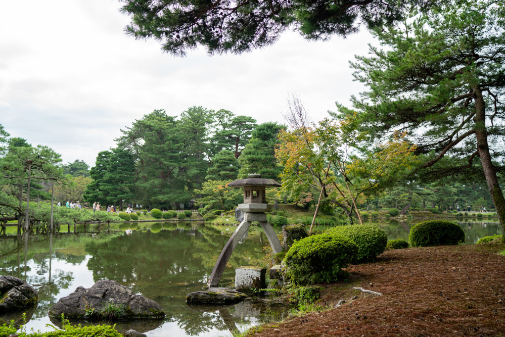 兼六園　徽軫灯籠