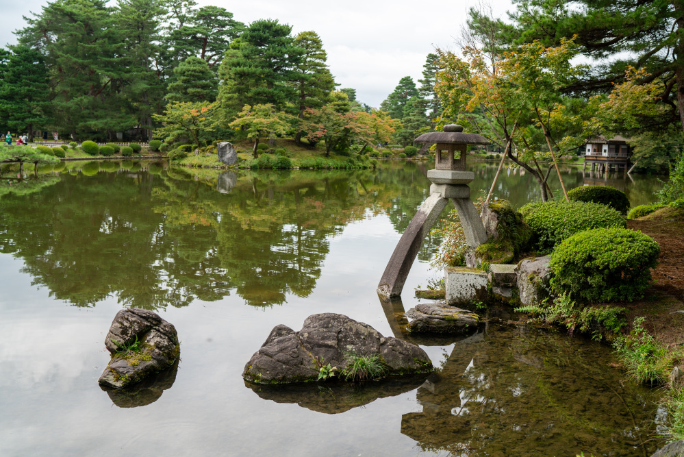 兼六園　徽軫灯籠　　