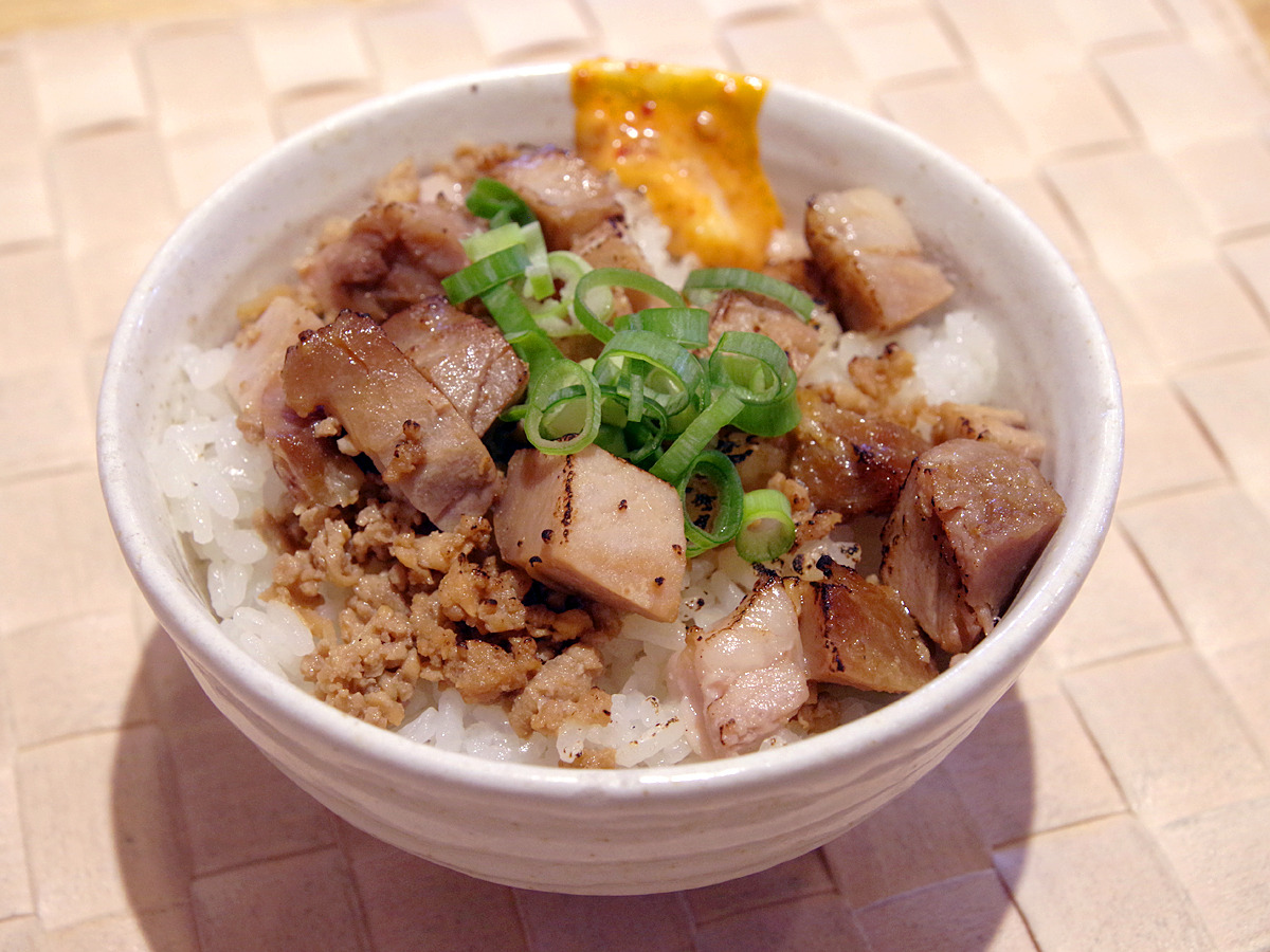 チャーシュー丼（小）