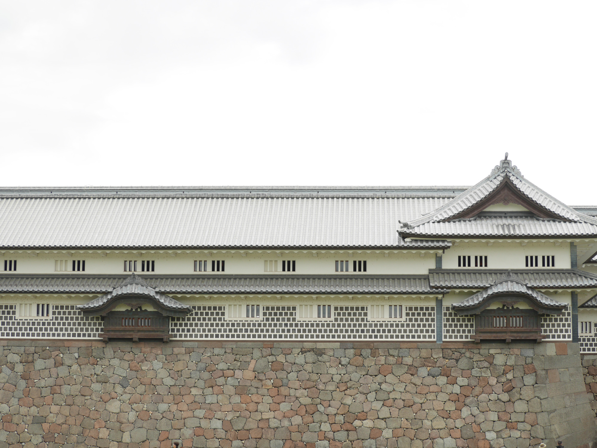 金沢城の周辺散策｜お城の見どころ・入場料・駐車場など徹底解説～400年分の歴史を体感～