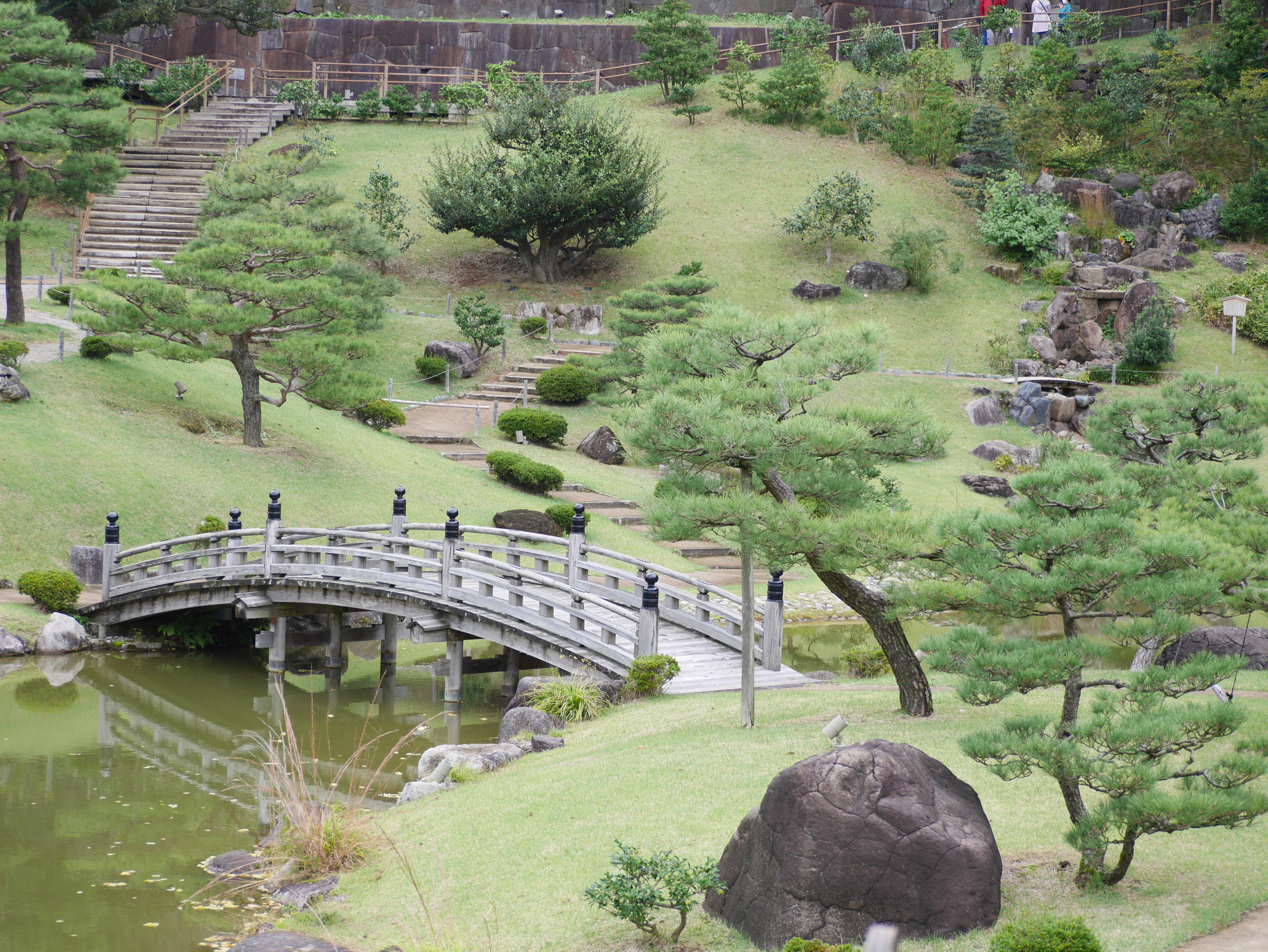 玉泉院丸庭園