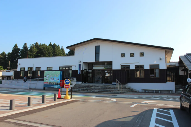 のと鉄道穴水駅