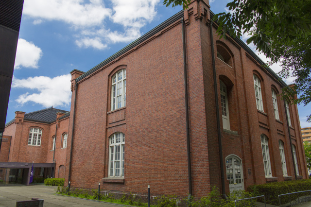 金沢市立玉川図書館