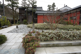 魯山人寓居跡いろは草庵