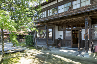 深田久弥山の文化館