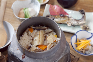 昼食（イメージ）